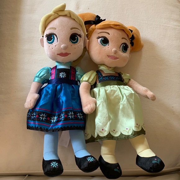 Disney Toys The Disney Store Animators Collection Elsa And Anna